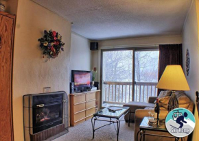 Ski home to this cozy one bedroom condo Whiffletree F5